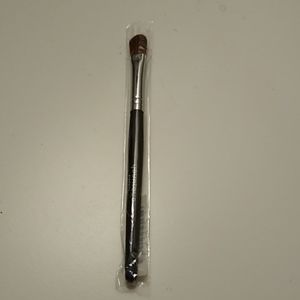 2/$12 new younique concealer brush